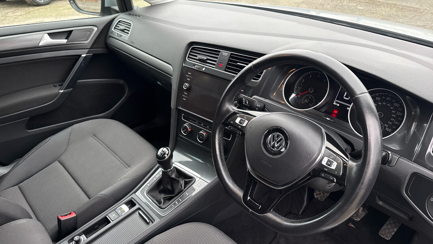 Used Volkswagen Golf 2020 for sale - 77406865: Photo 11