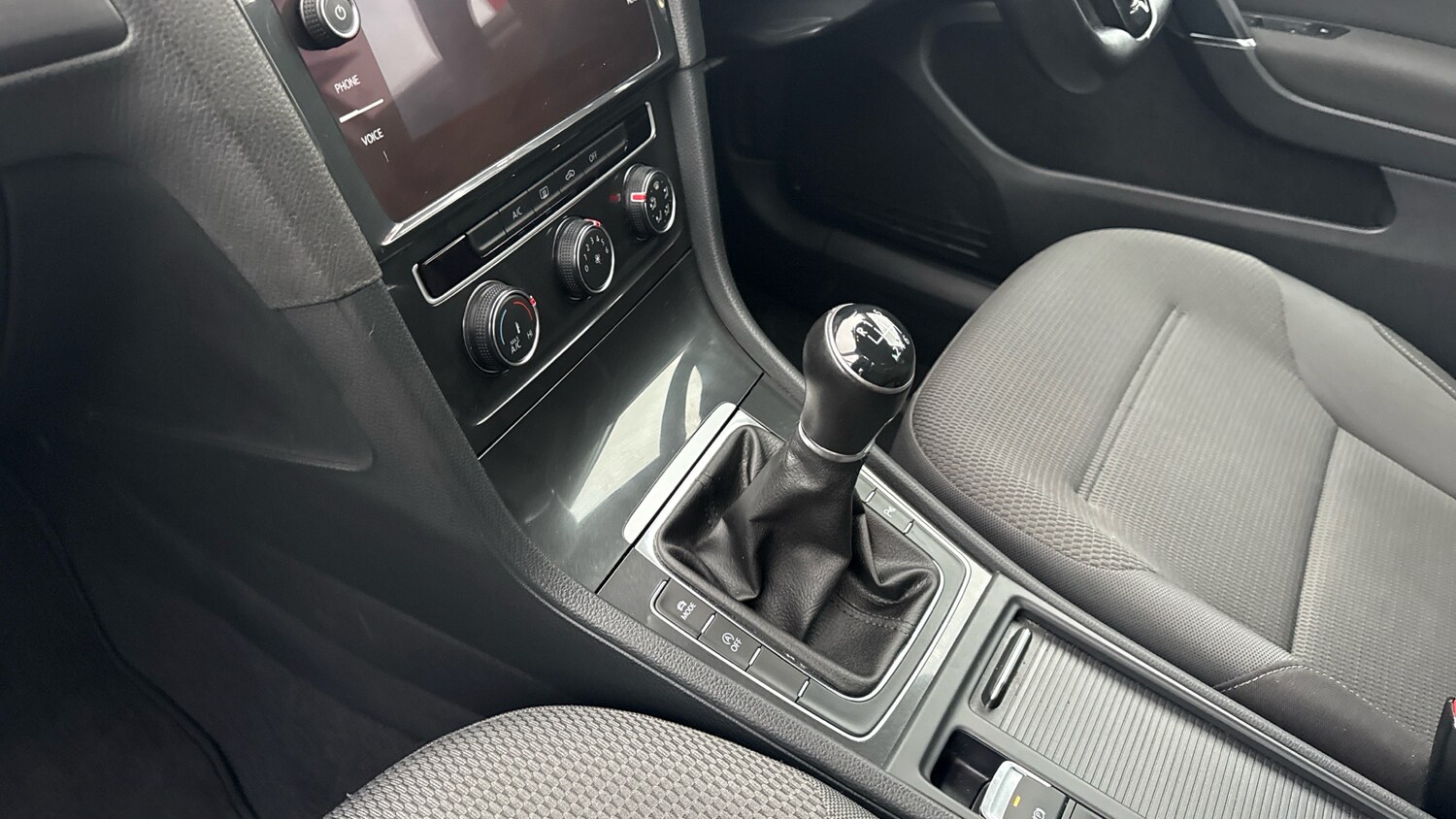 Used Volkswagen Golf 2020 for sale - 77406865: Photo 13