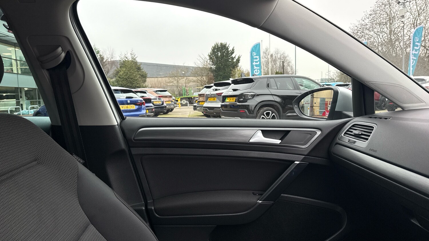 Used Volkswagen Golf 2020 for sale - 77406865: Photo 31