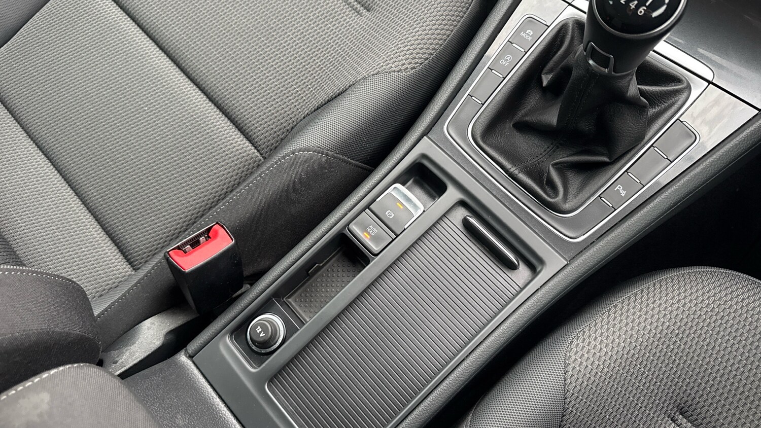 Used Volkswagen Golf 2020 for sale - 77406865: Photo 39