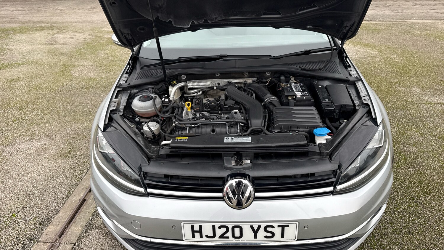 Used Volkswagen Golf 2020 for sale - 77406865: Photo 8