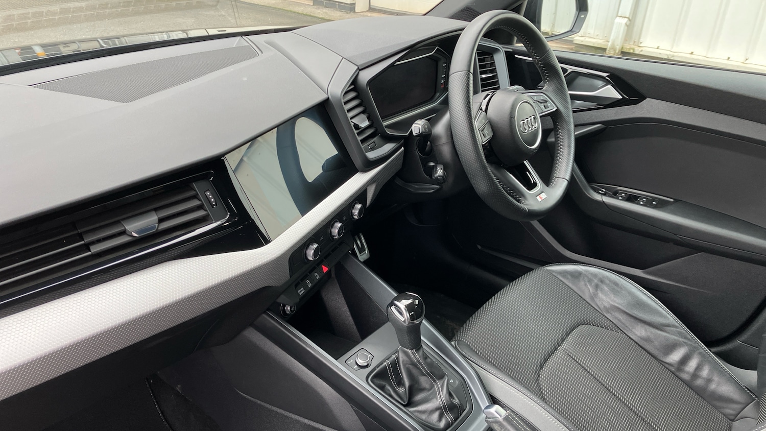 Used Audi A1 2020 for sale - 77640470: Photo 2