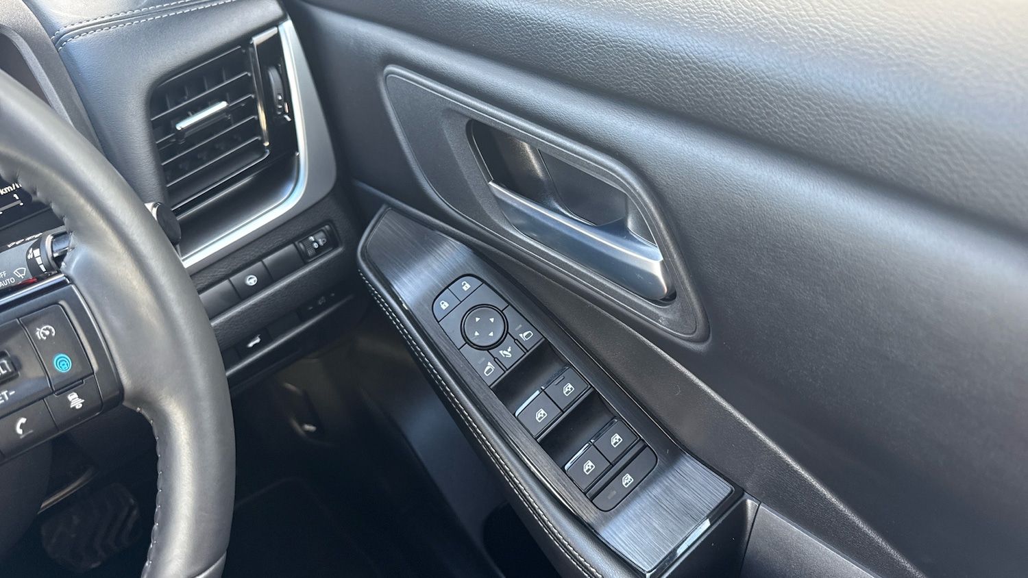 Used Nissan X-Trail 2025 for sale - 77233929: Photo 30