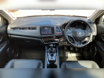Used Honda HR-V 2018 for sale - 78926130: Photo