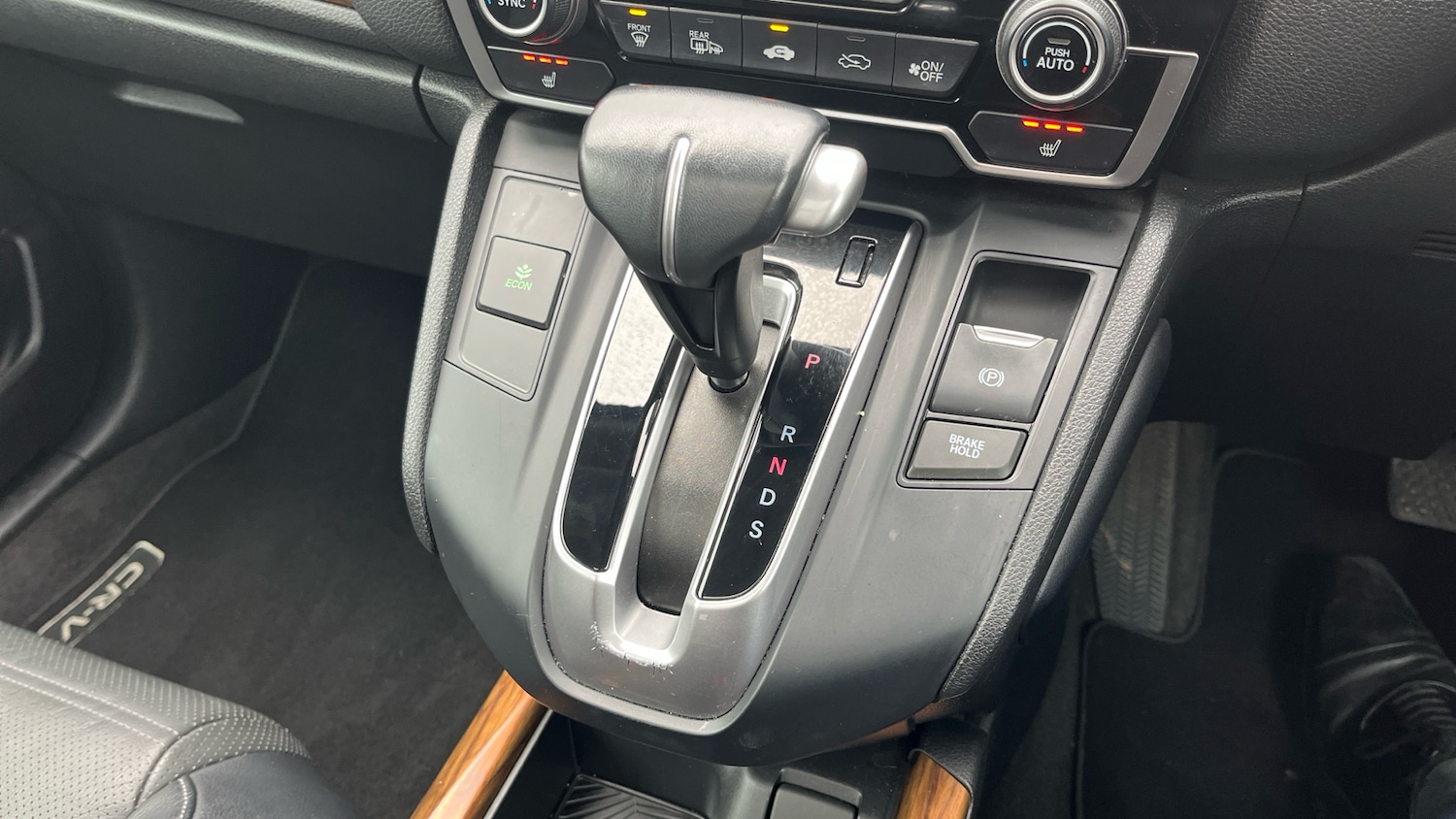 Used Honda CR-V 2018 for sale - 76143547: Photo 39