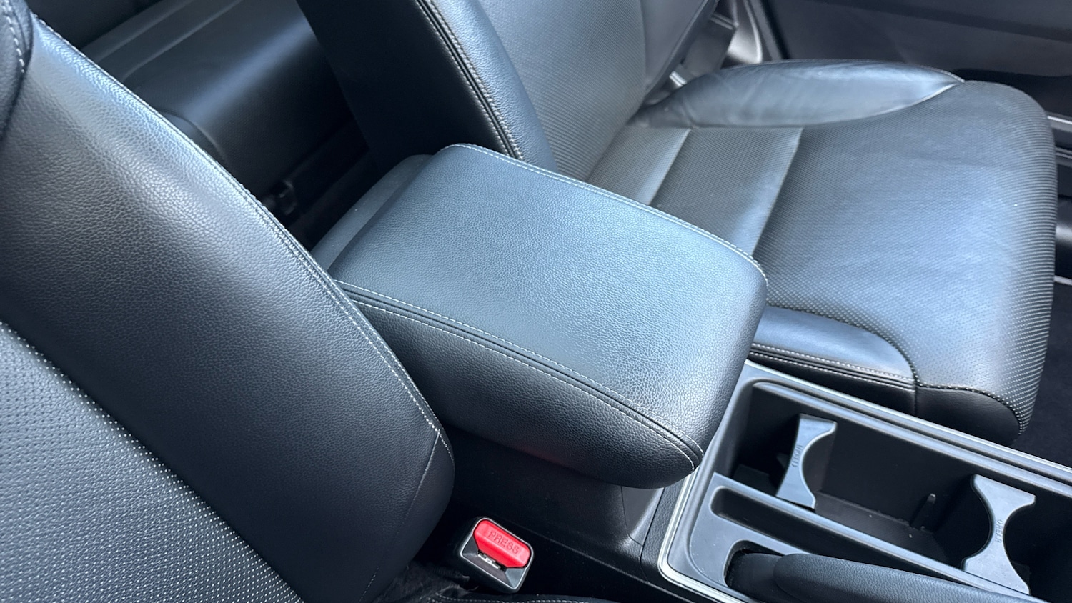 Used Honda CR-V 2018 for sale - 76531334: Photo 31