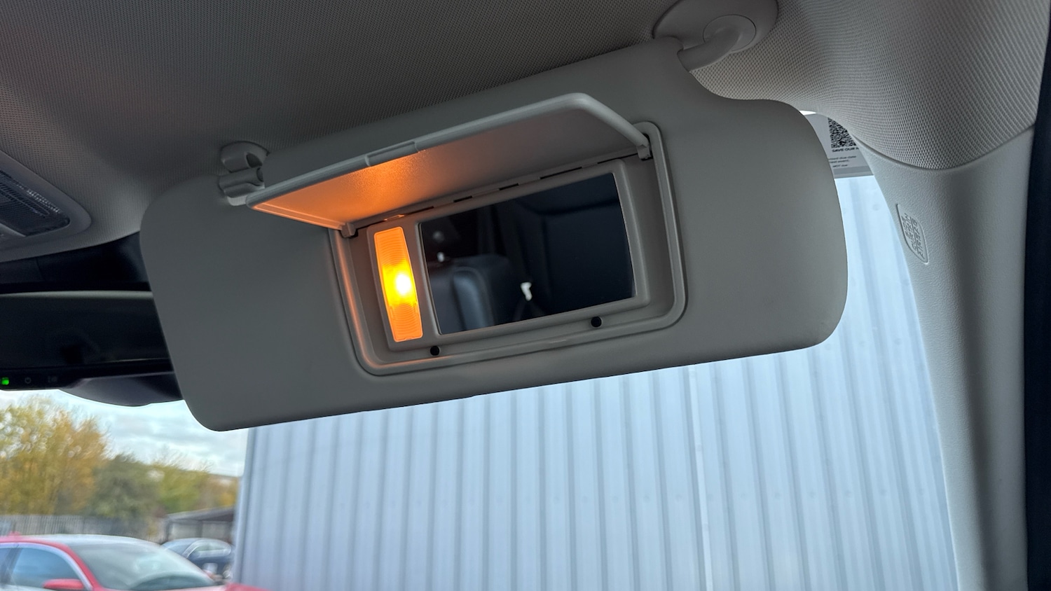 Used Honda CR-V 2018 for sale - 76531334: Photo 34