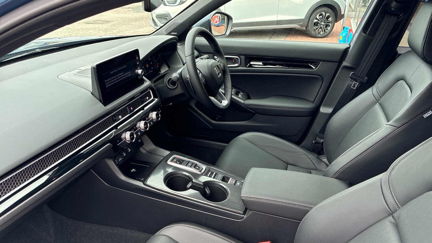 Used Honda Civic 2025 for sale - 76129282: Photo 2