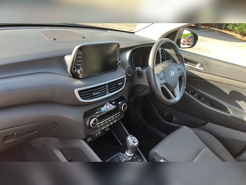 Used Hyundai TUCSON 2019 for sale - 77729737: Photo