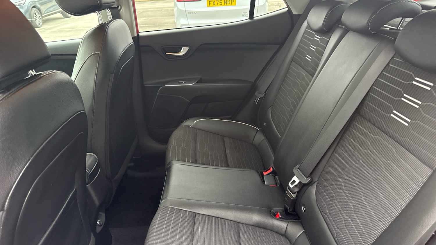 Used Kia Stonic 2024 for sale - 77087271: Photo 16