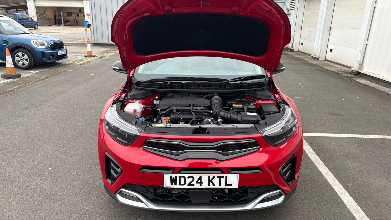 Used Kia Stonic 2024 for sale - 77087271: Photo 8