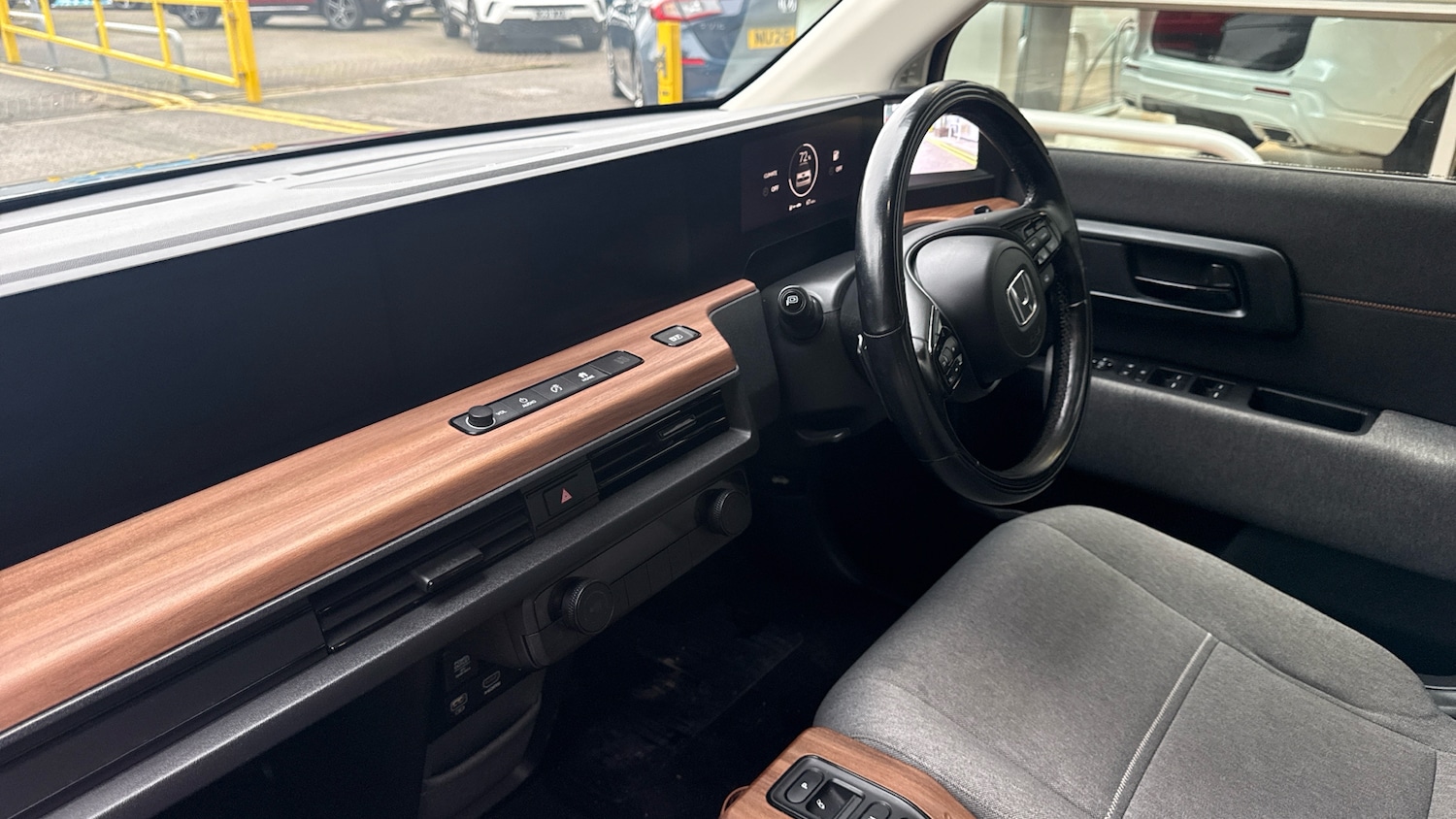 Used Honda e 2021 for sale - 77918423: Photo 2