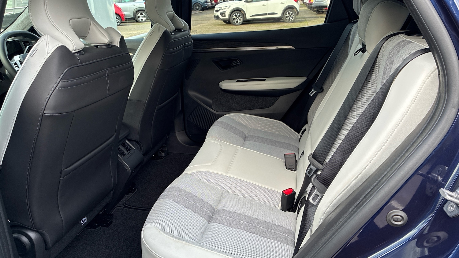 Used Renault Scenic E-Tech 2025 for sale - 76881456: Photo 16