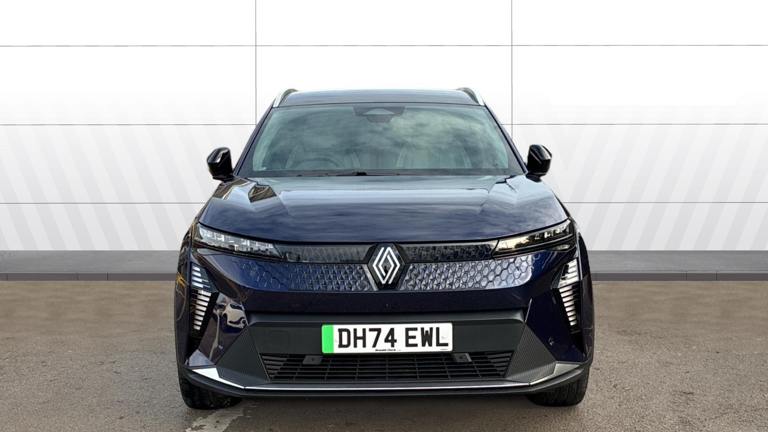 Used Renault Scenic E-Tech 2025 for sale - 76881456: Photo 3