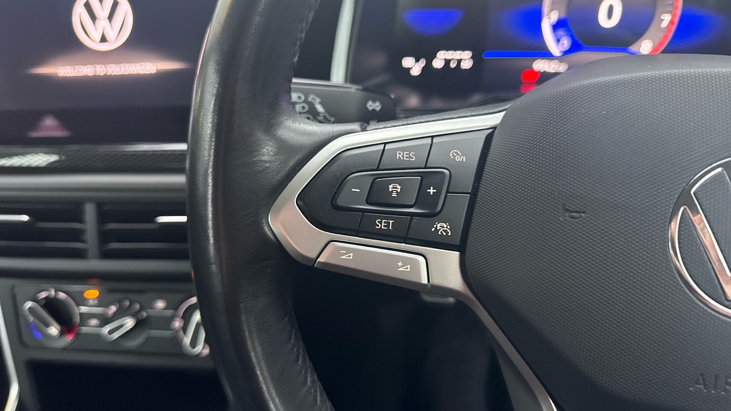 Used Volkswagen Taigo 2023 for sale - 77567617: Photo 26