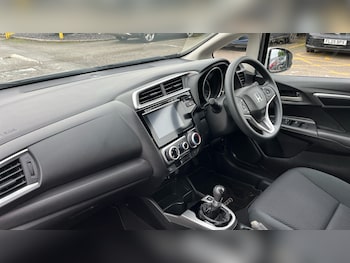 Used Honda Jazz 2019 for sale - 76951004: Photo