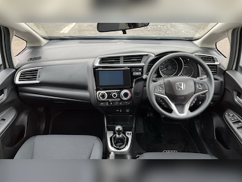 Used Honda Jazz 2019 for sale - 76951004: Photo