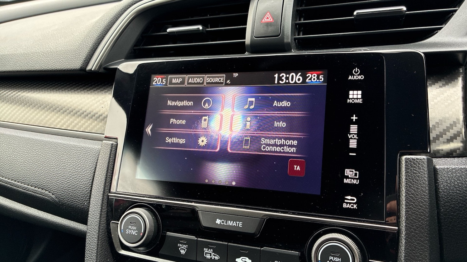 Used Honda Civic 2018 for sale - 76638536: Photo 28