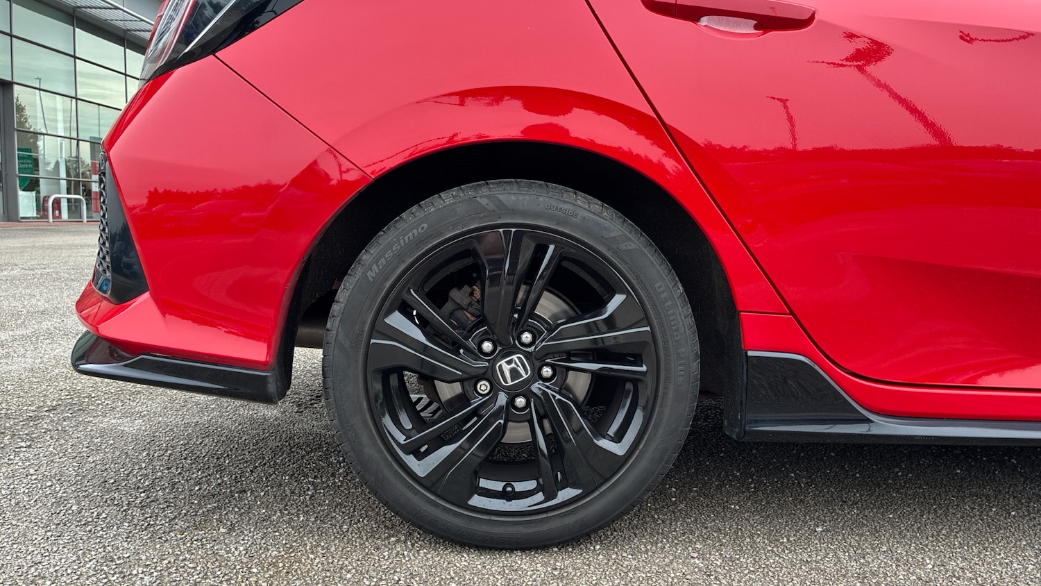 Used Honda Civic 2018 for sale - 76638536: Photo 9