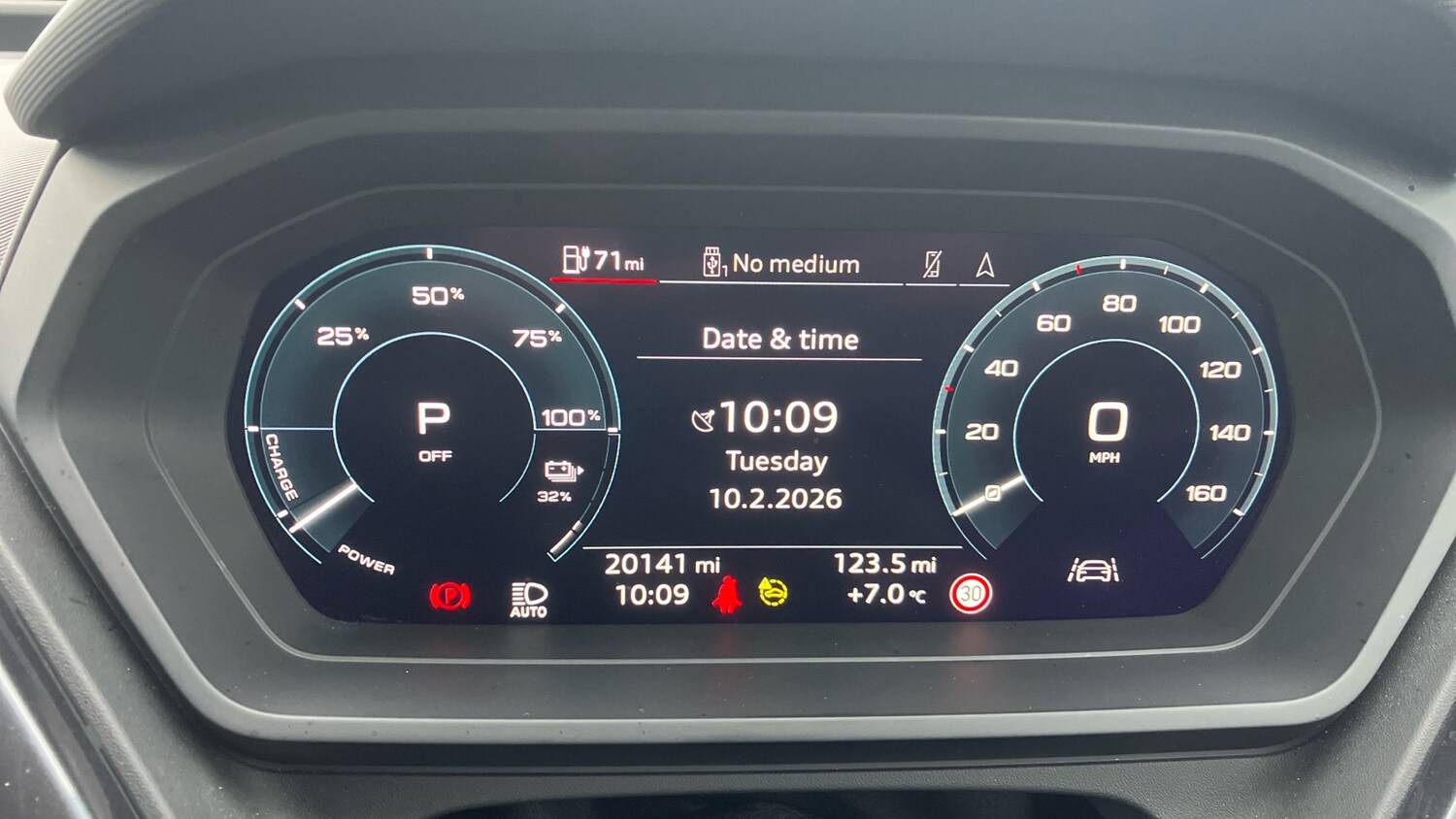 Used Audi Q4 e-tron 2023 for sale - 77946028: Photo 11