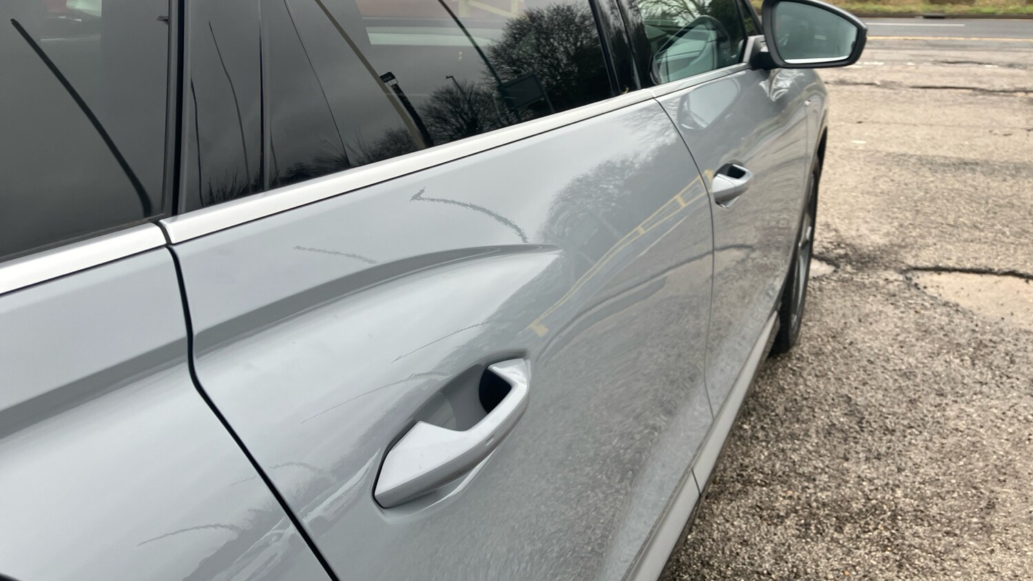 Used Audi Q4 e-tron 2023 for sale - 77946028: Photo 25