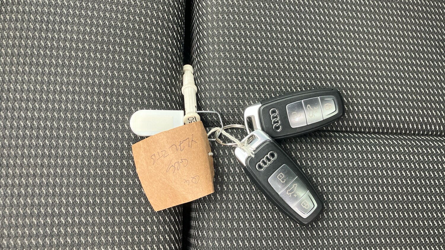 Used Audi Q4 e-tron 2023 for sale - 77946028: Photo 33