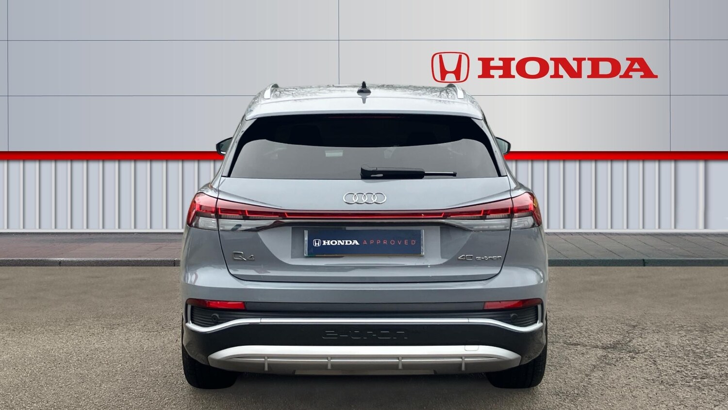 Used Audi Q4 e-tron 2023 for sale - 77946028: Photo 7