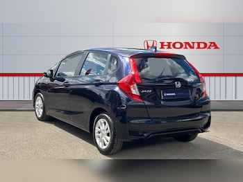 Used Honda Jazz 2019 for sale - 79357421: Photo