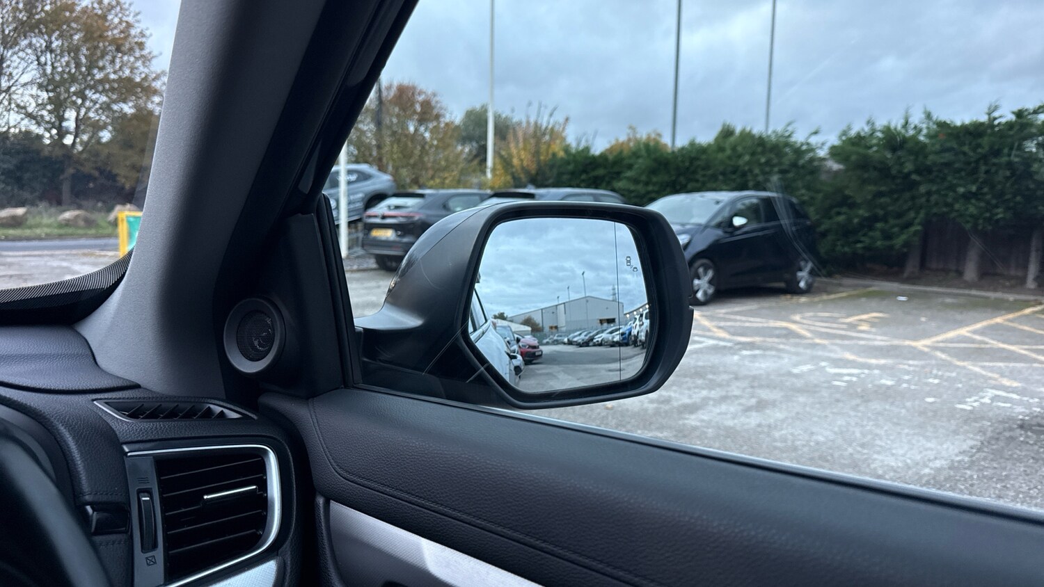 Used Honda CR-V 2021 for sale - 76451789: Photo 35