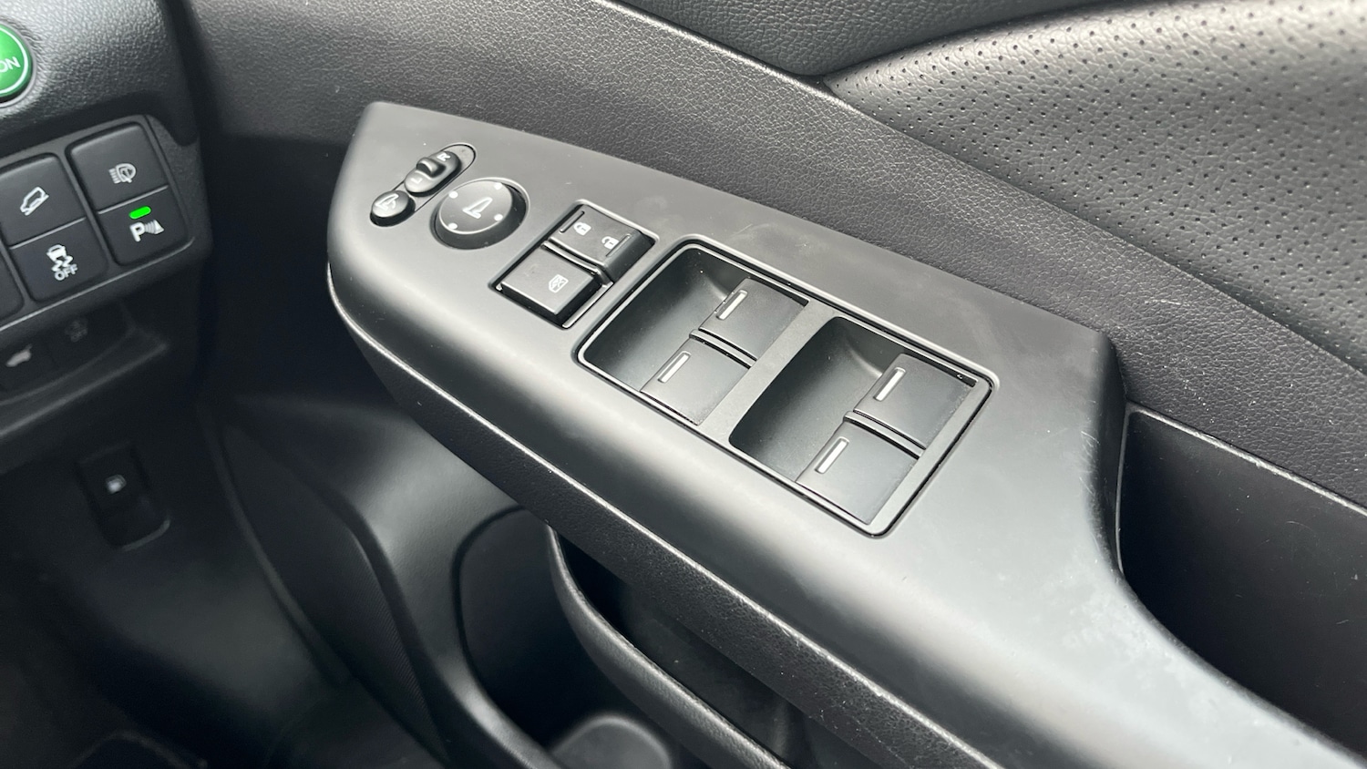 Used Honda CR-V 2016 for sale - 77179455: Photo 37