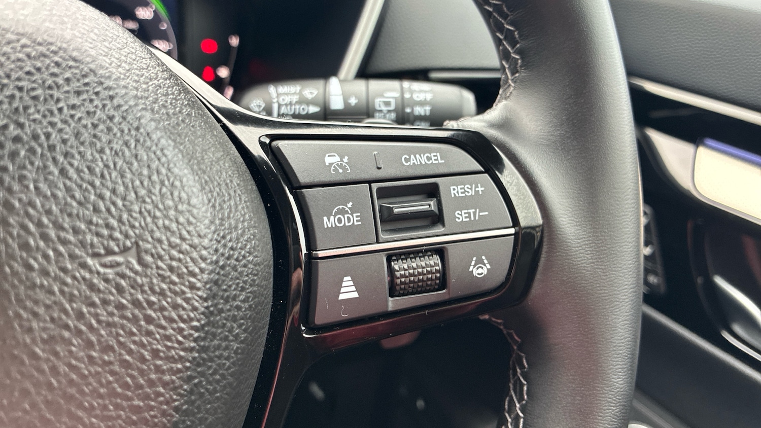 Used Honda CR-V 2025 for sale - 77228114: Photo 31