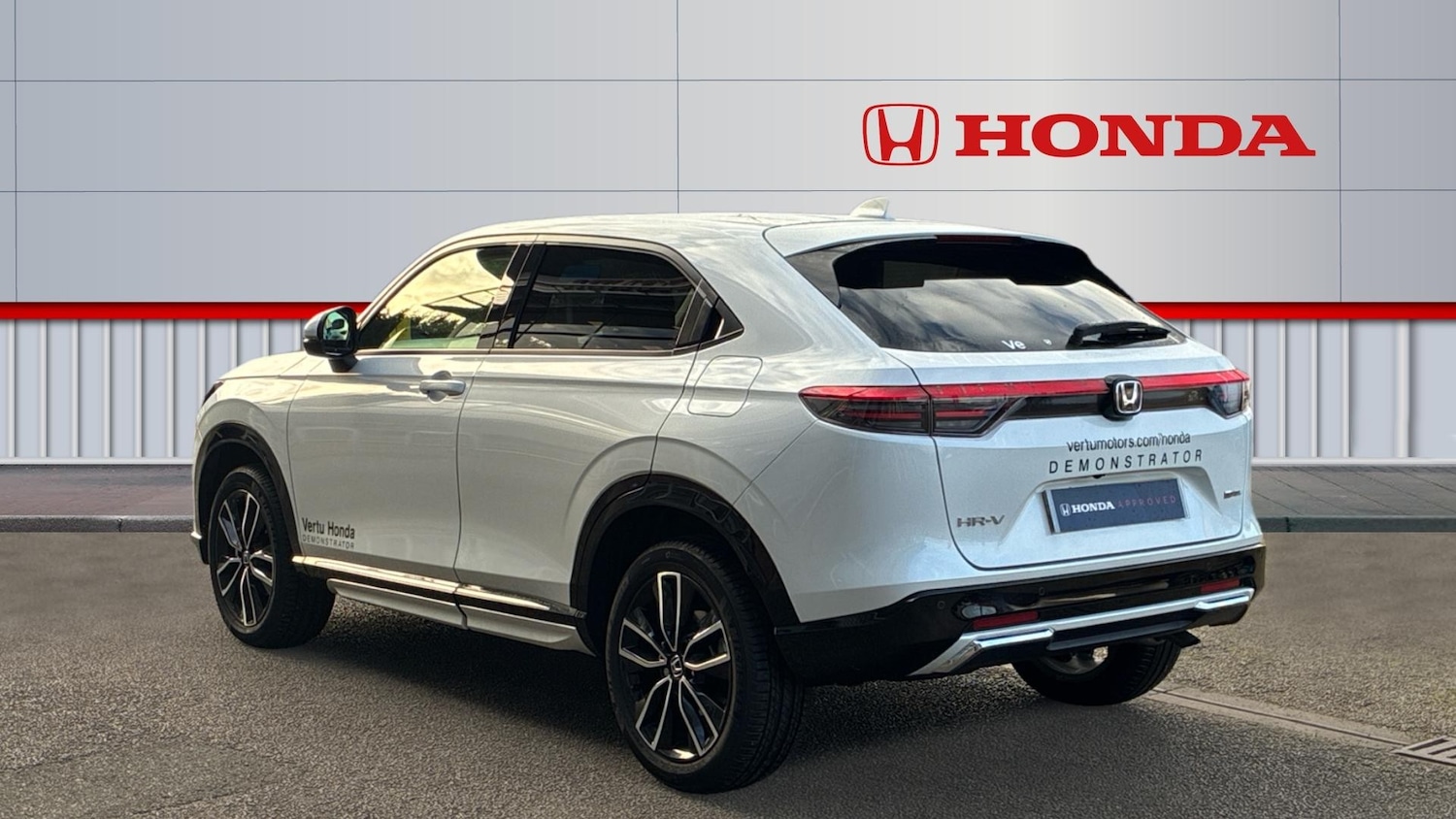 Used Honda HR-V 2025 for sale - 77883774: Photo 3