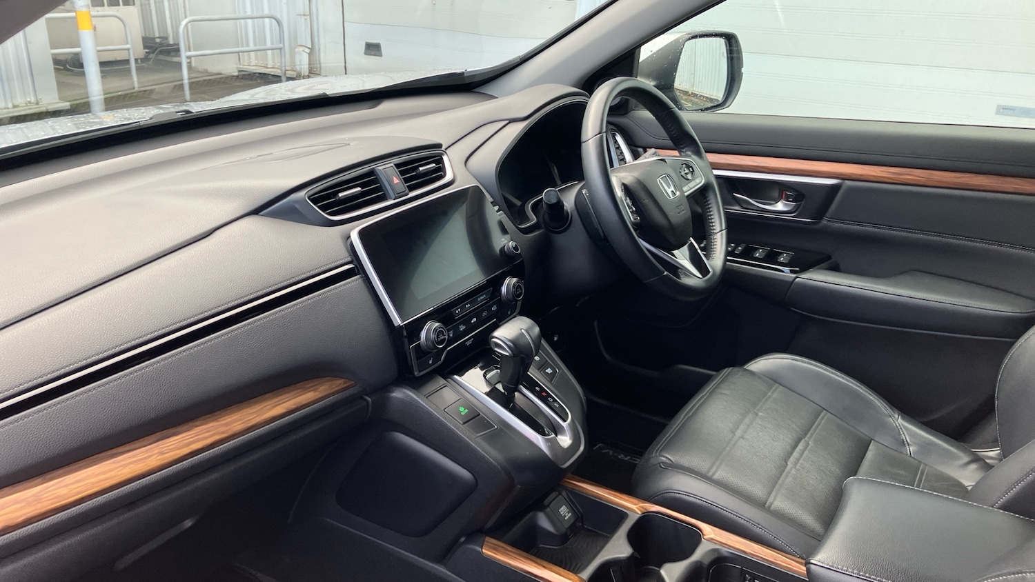 Used Honda CR-V 2021 for sale - 76504896: Photo 2