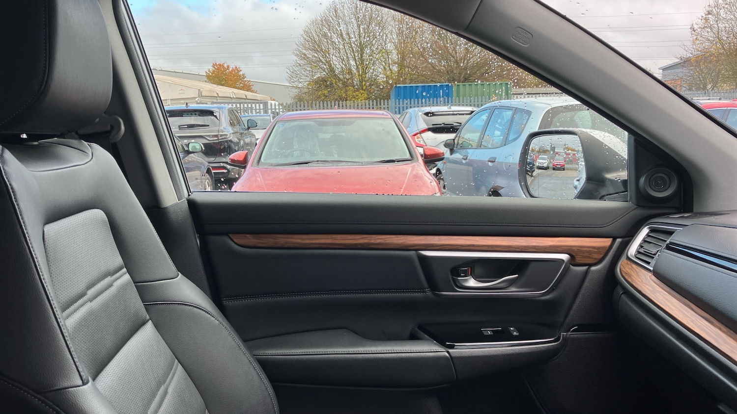 Used Honda CR-V 2021 for sale - 76504896: Photo 30