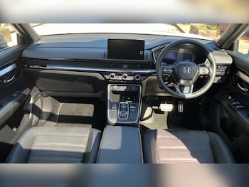 Used Honda CR-V 2025 for sale - 78340220: Photo