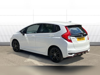 Used Honda Jazz 2018 for sale - 79217198: Photo