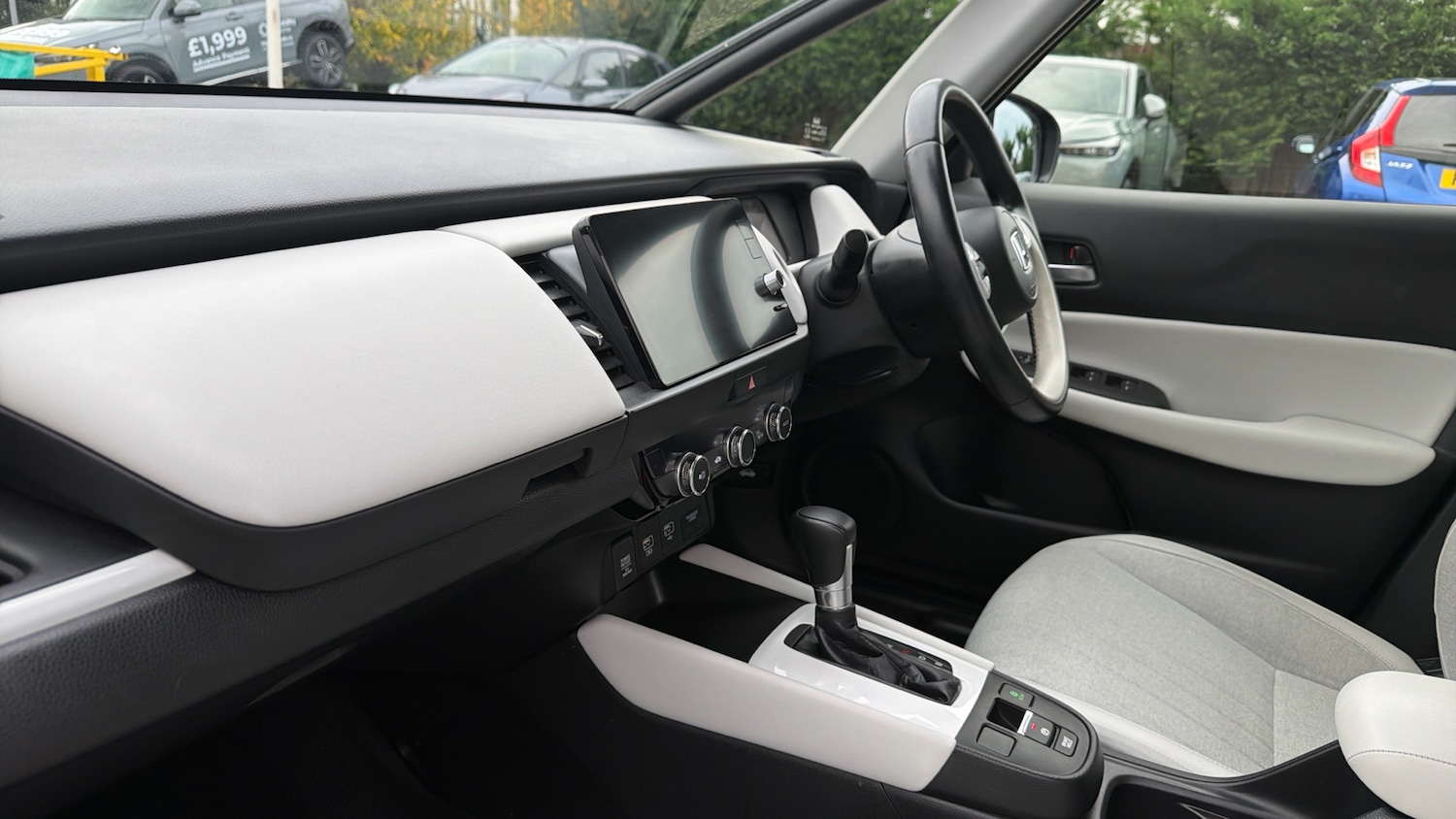 Used Honda Jazz 2020 for sale - 76821458: Photo 2