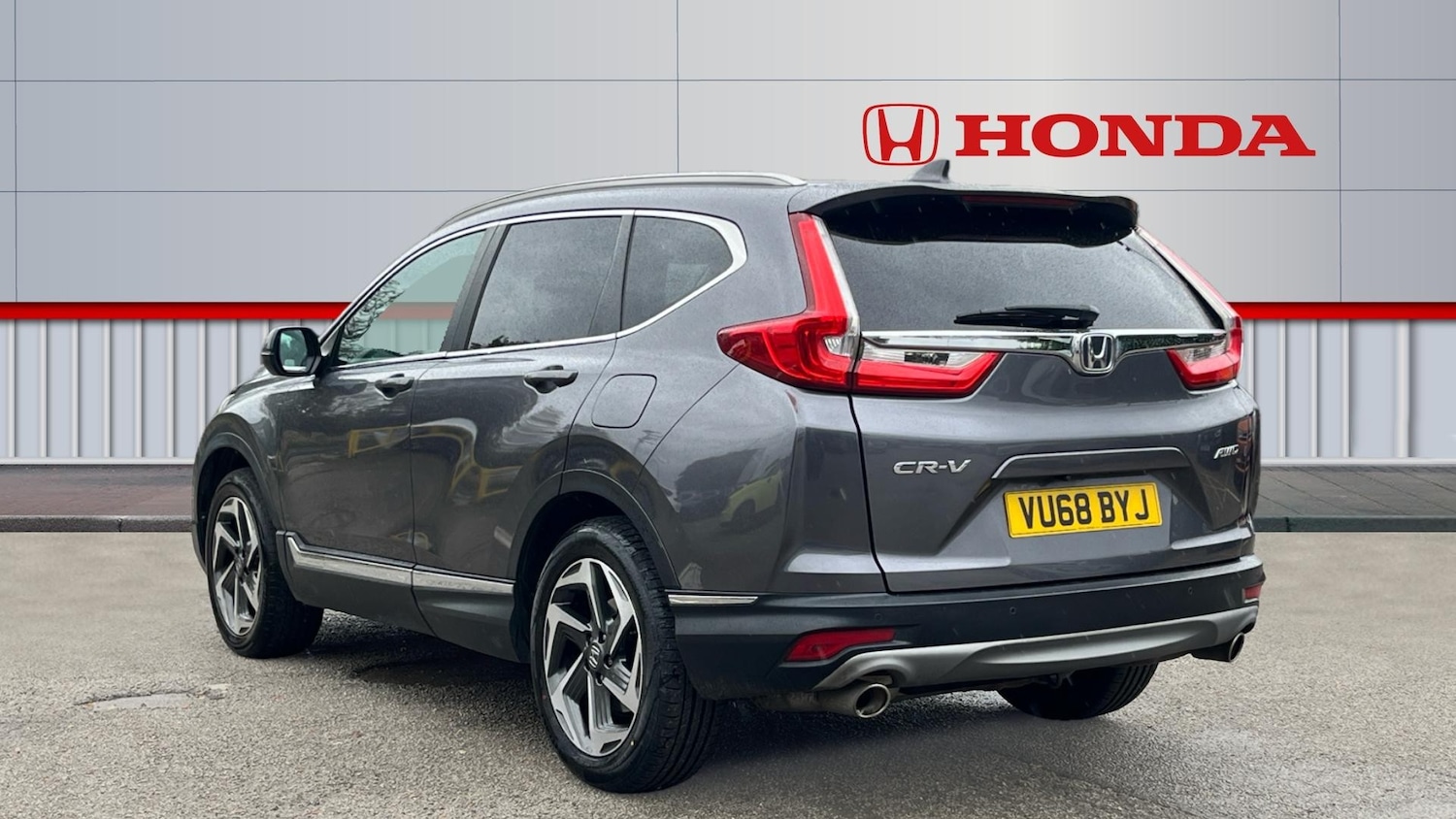 Used Honda CR-V 2018 for sale - 76858651: Photo 3