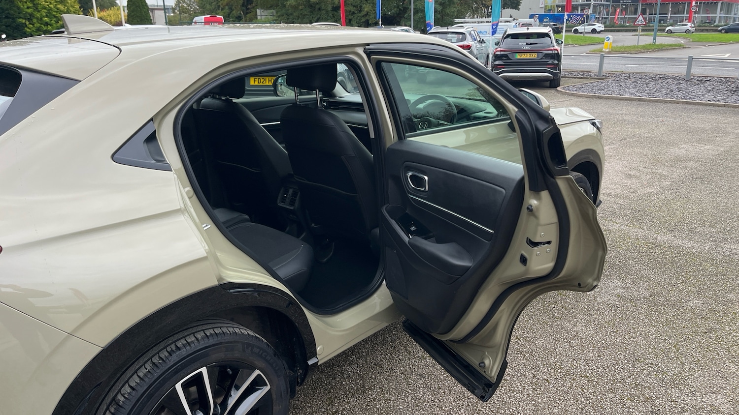 Used Honda HR-V 2023 for sale - 76131132: Photo 26