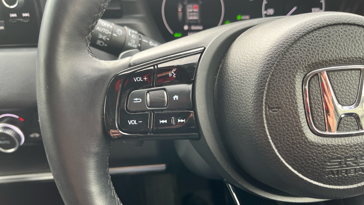 Used Honda HR-V 2023 for sale - 76131132: Photo 43