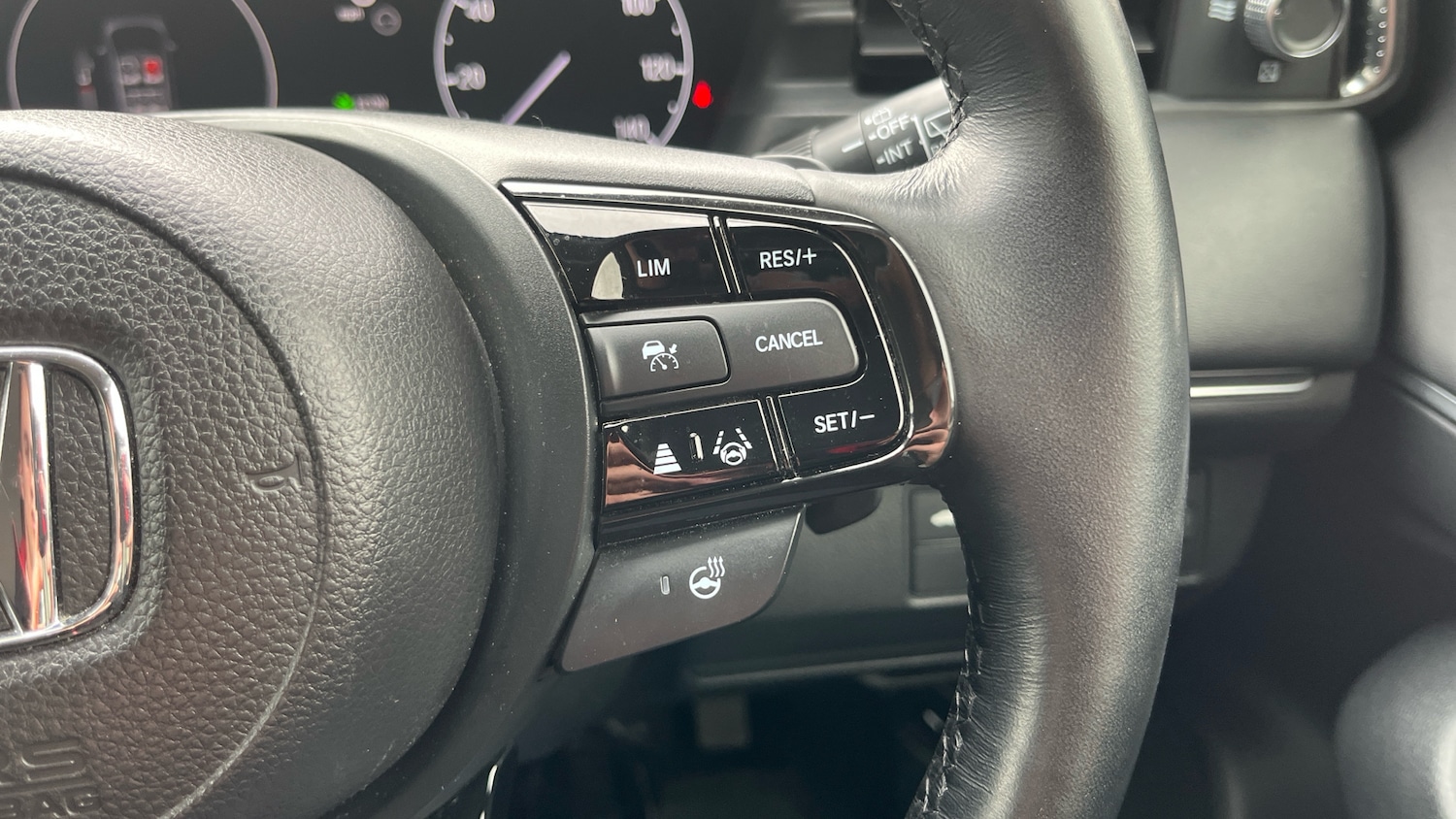 Used Honda HR-V 2023 for sale - 76131132: Photo 44