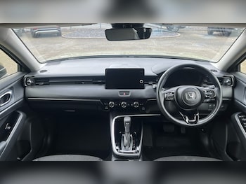 Used Honda HR-V 2023 for sale - 76131132: Photo 4