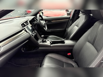 Used Honda Civic 2017 for sale - 76355436: Photo