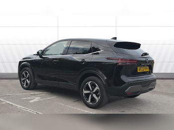 Used Nissan Qashqai 2023 for sale - 77005820: Photo