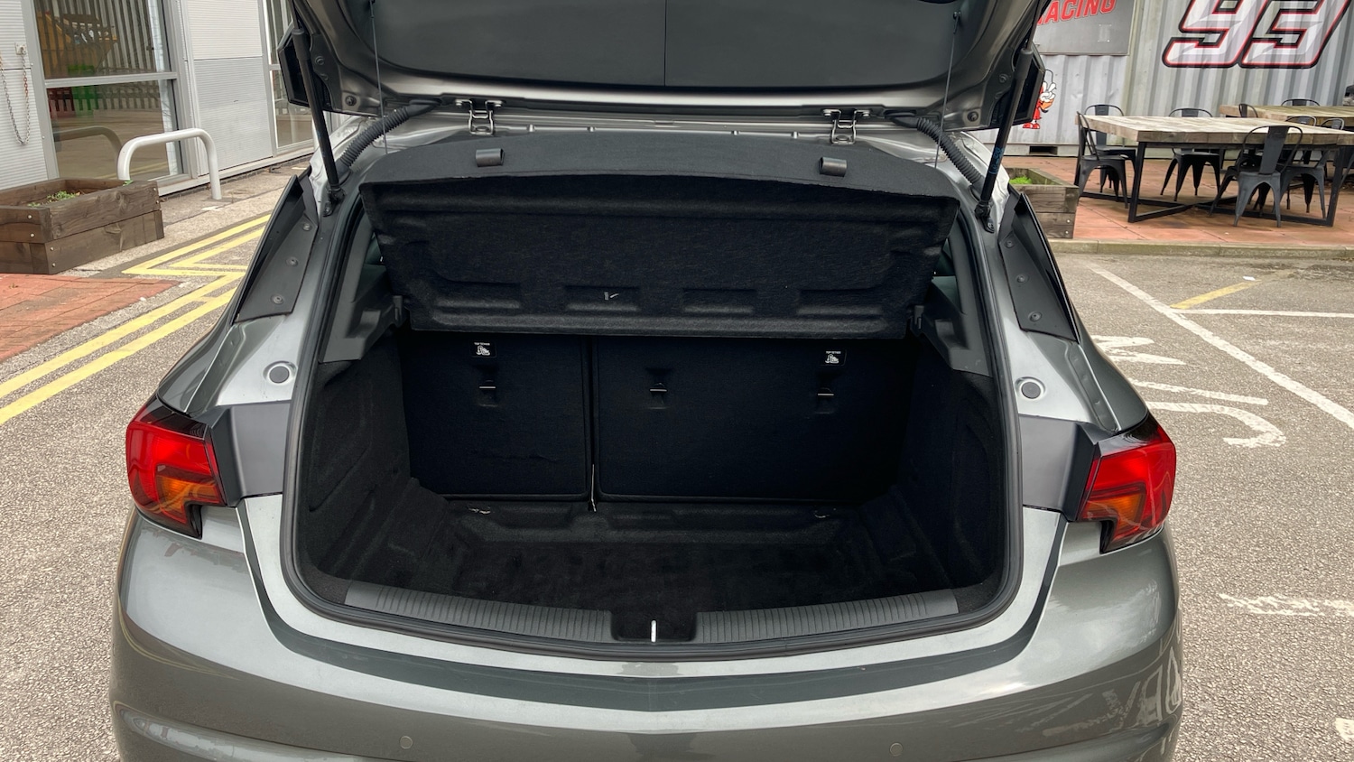 Used Vauxhall Astra 2021 for sale - 78078024: Photo 4