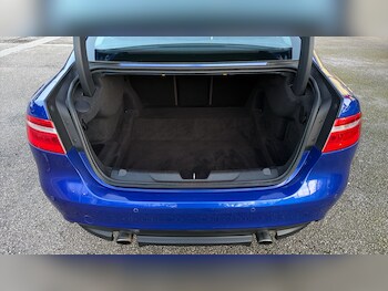 Used Jaguar XE 2018 for sale - 76818743: Photo