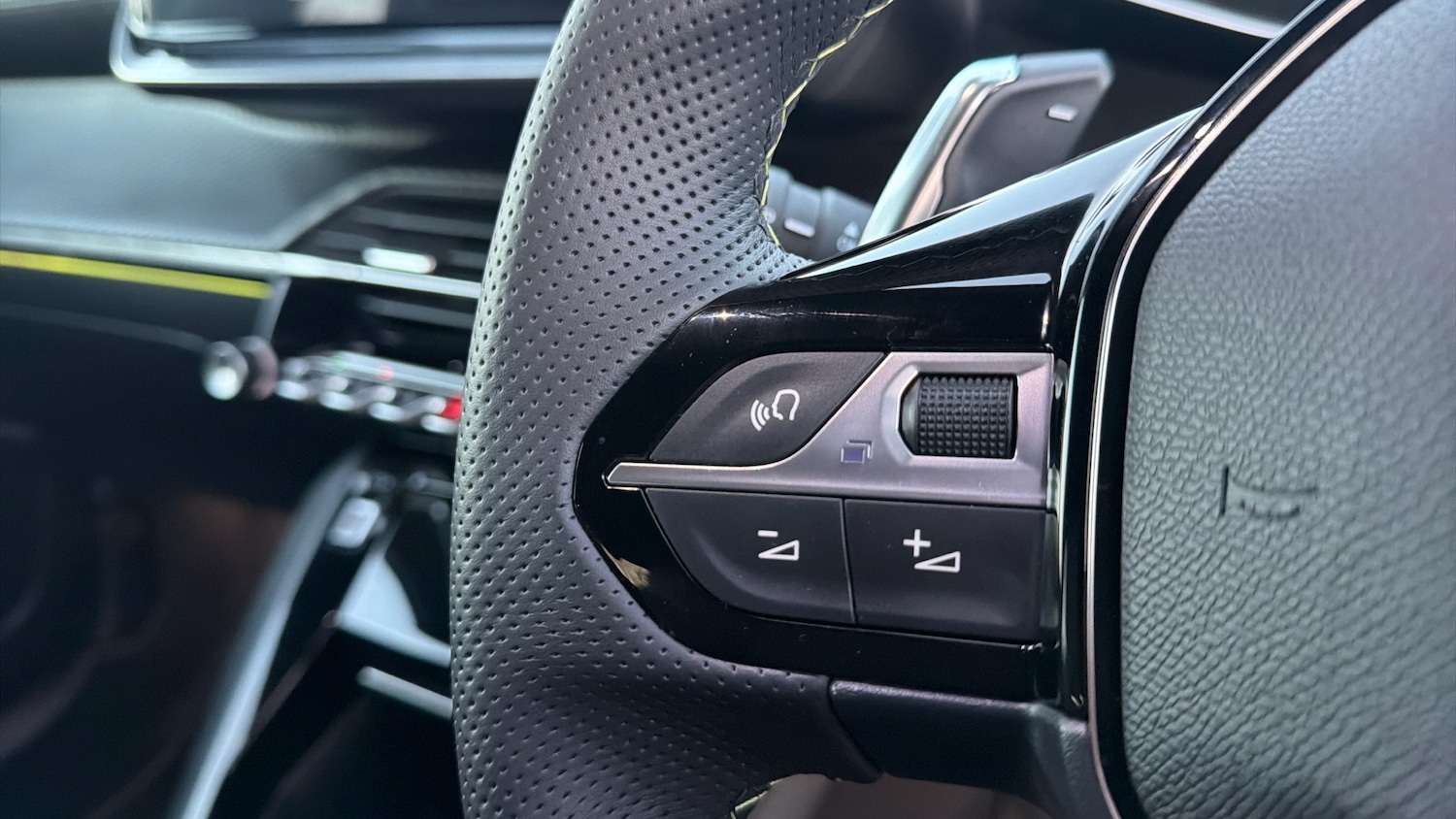 Used Peugeot 2008 2025 for sale - 76905952: Photo 25