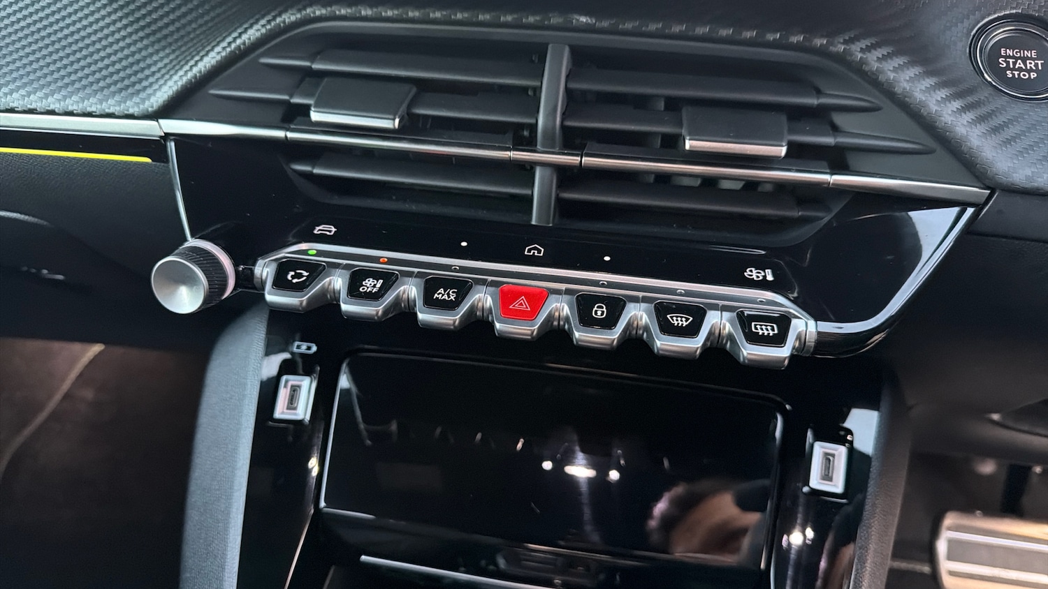 Used Peugeot 2008 2025 for sale - 76905952: Photo 28