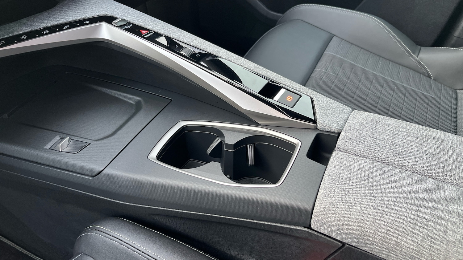 Used Peugeot 3008 2025 for sale - 77186770: Photo 13