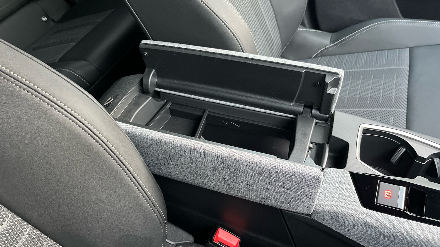 Used Peugeot 3008 2025 for sale - 77186770: Photo 43